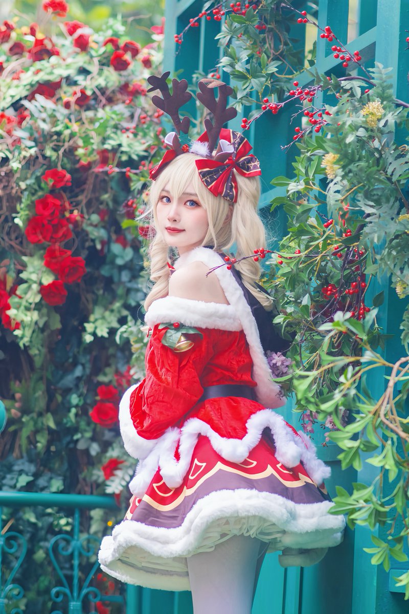 AzuYuu0126's tweet photo. 聖誕節快樂🎄🎁
📸: @arima_kalar
#christmas #聖誕節 #Xams #クリスマス #cosplay https://t.co/PHB0ppvCri