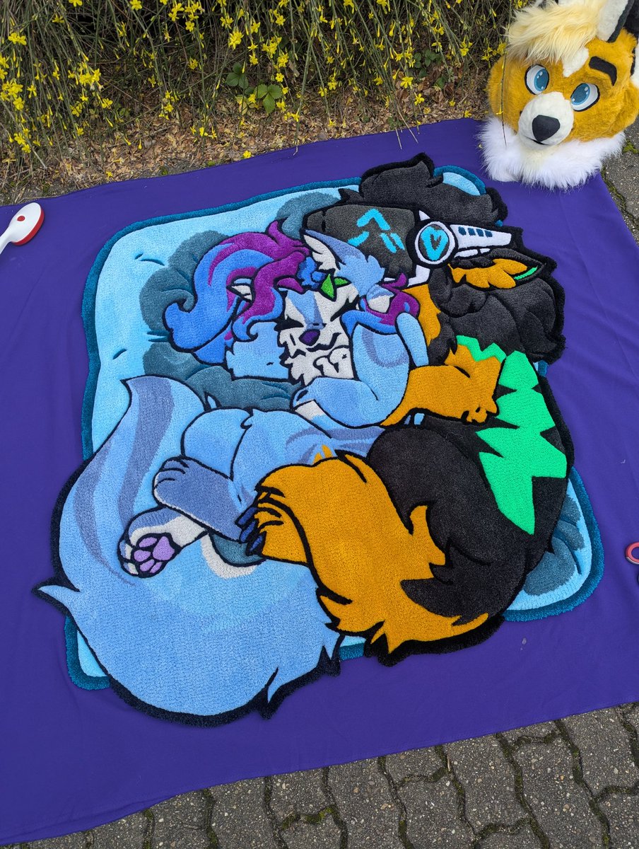 🧶 Orbit's tufting madness 🧶 tweet media