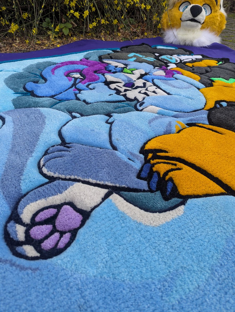 🧶 Orbit's tufting madness 🧶 tweet media