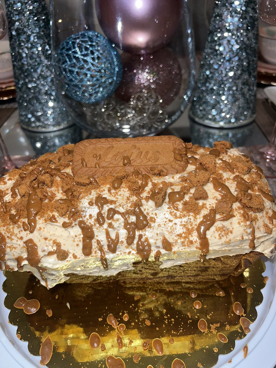 SowSweets tweet media