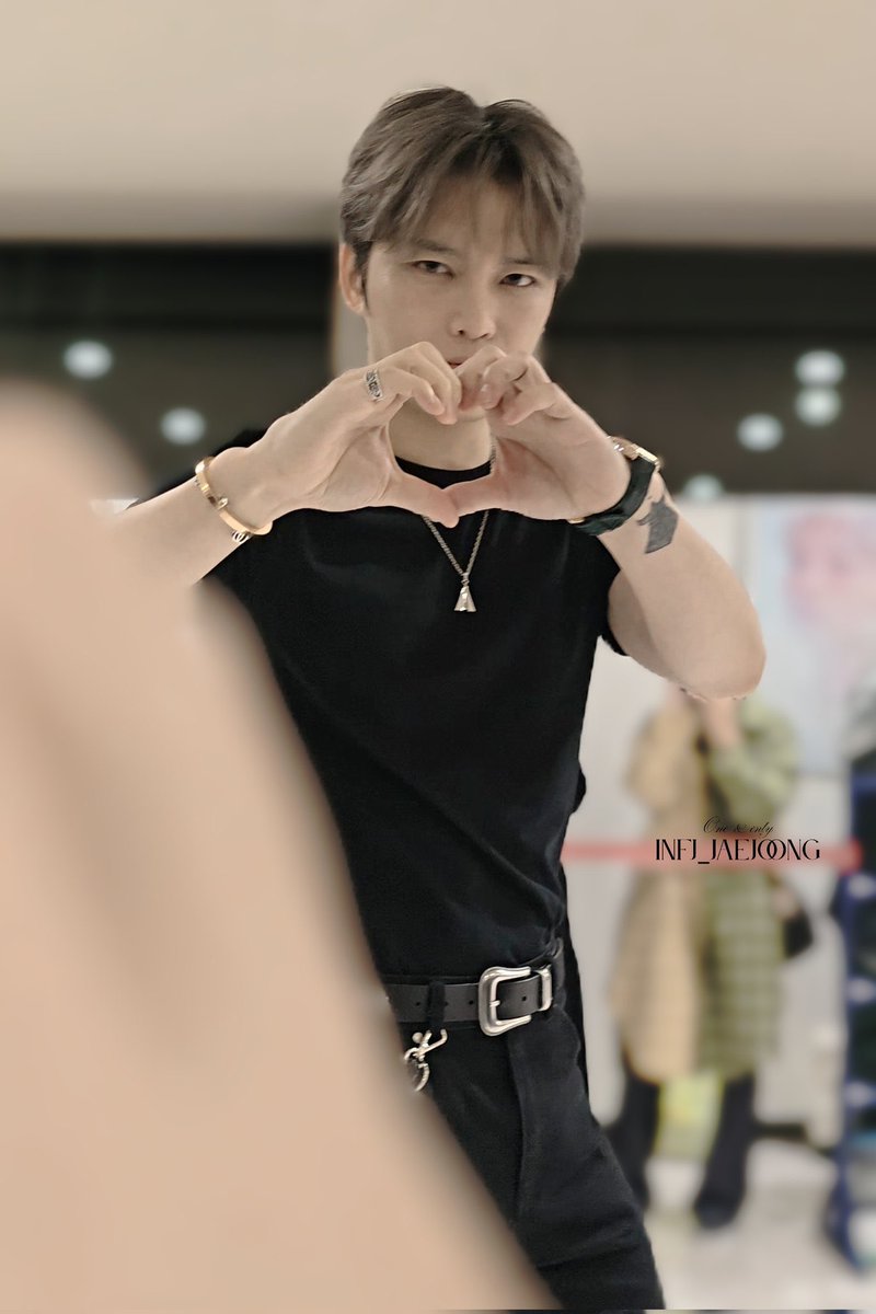 ohspring0126's tweet photo. 시간이 흐르는 만큼 더 사랑해
#김재중_데뷔22주년_사랑해
김재중 데뷔 22주년 축하해! 
#JJ_DEBUT_22ND https://t.co/pjouWWVQDV