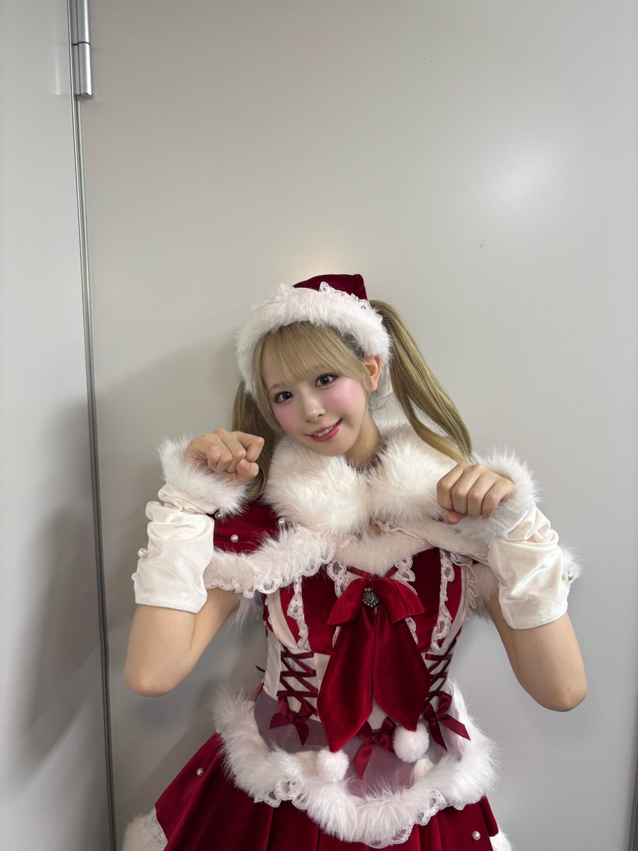 Aivery_noa's tweet photo. みょんタです🎅🏻🎀 https://t.co/gyTRYJjoG6