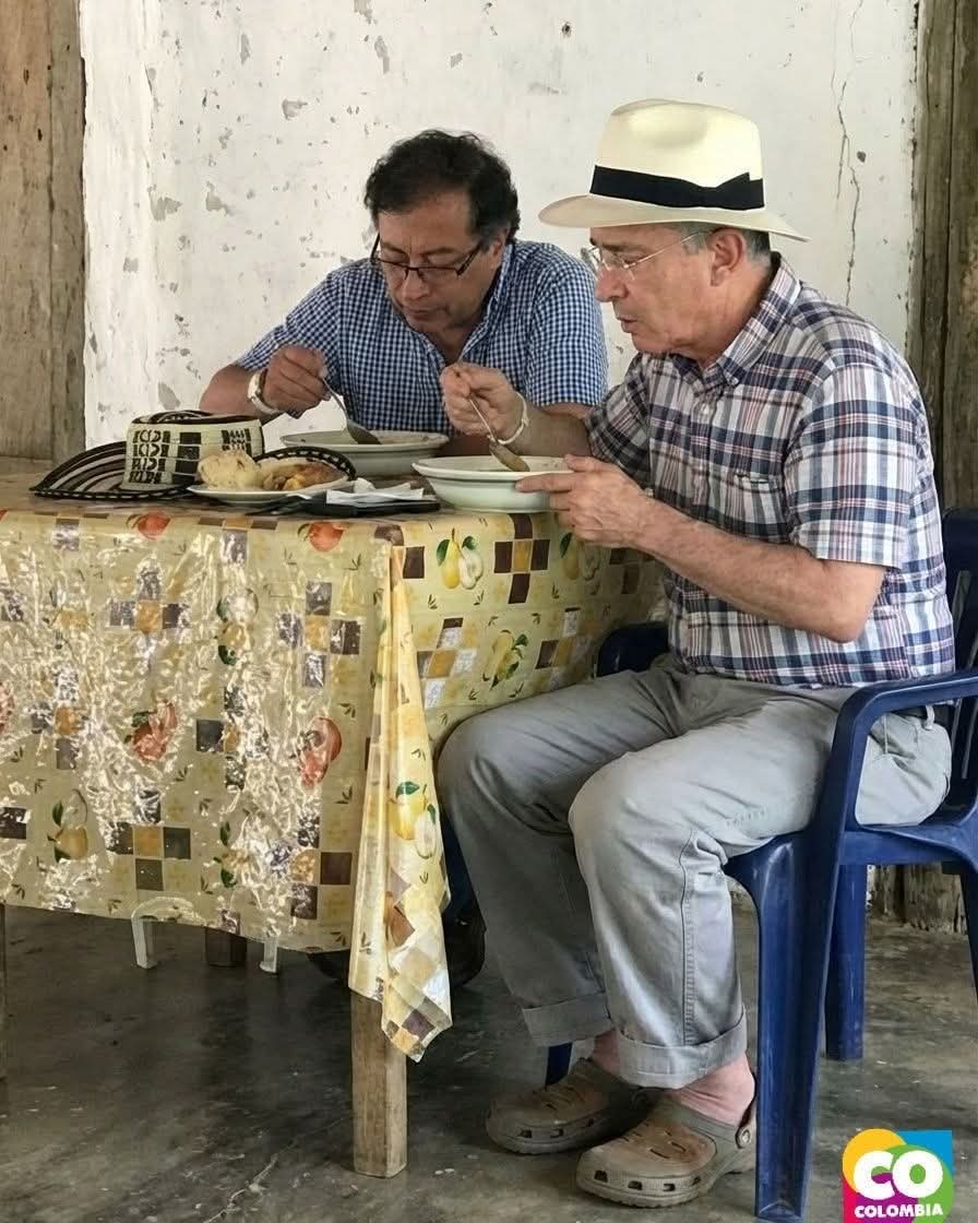 Amaneciendo en casa ajena con el vecino que me cae mal