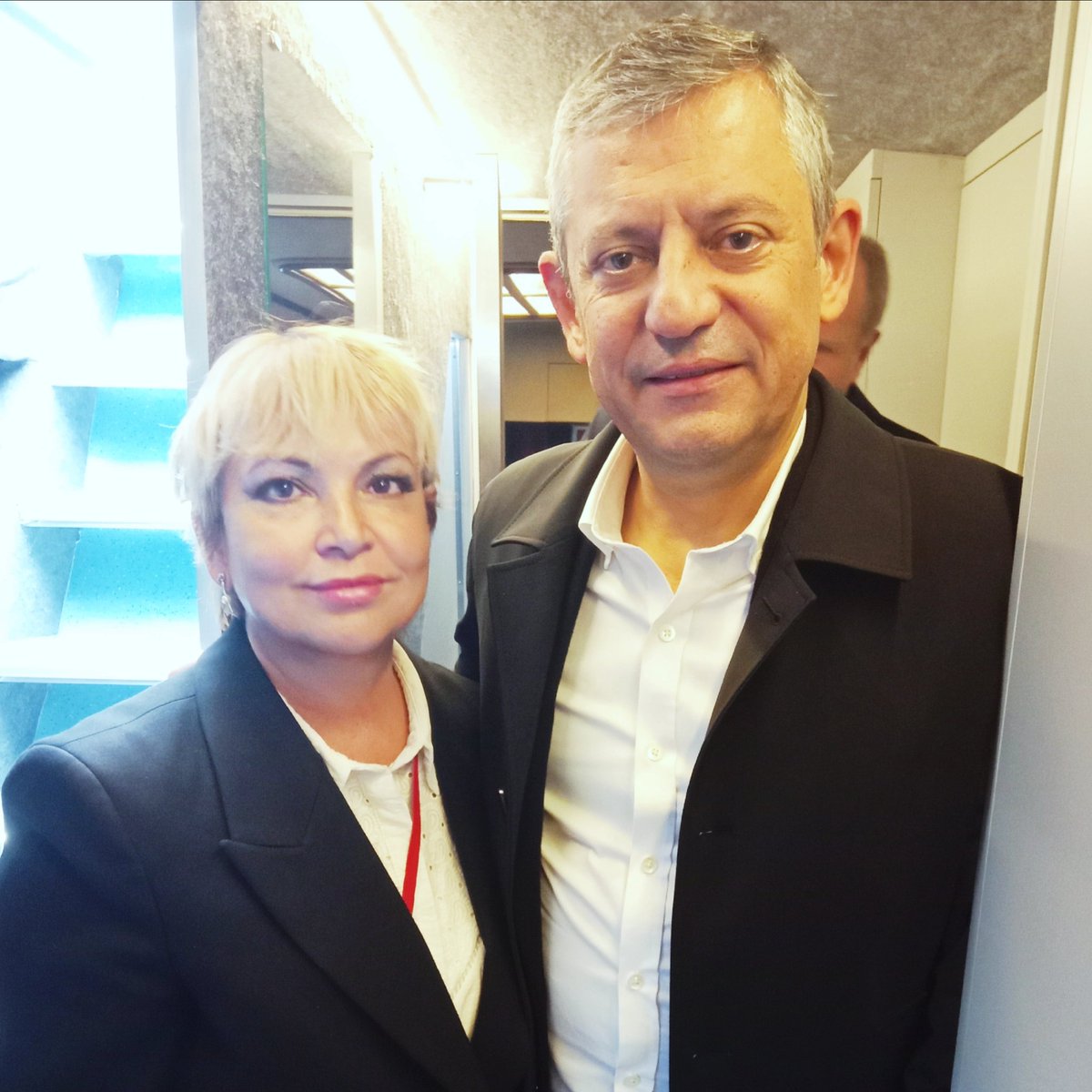 Songlafak6's tweet photo. @Songlafak6 

#Chpkayserimitini

@eczozgurozel 
@herkesicinCHP 

CHP GENEL BAŞKANI MIZ SAYIN 
ÖZGÜR ÖZEL MELİKGAZİ İLÇE BAŞKANIMIZ SAYIN TURAN ARIK VE YÖNETİMİ Mİ Zİ ZİYARET EDEREK BİZLERİ ONURE ETTİ https://t.co/b1HntRzVCN