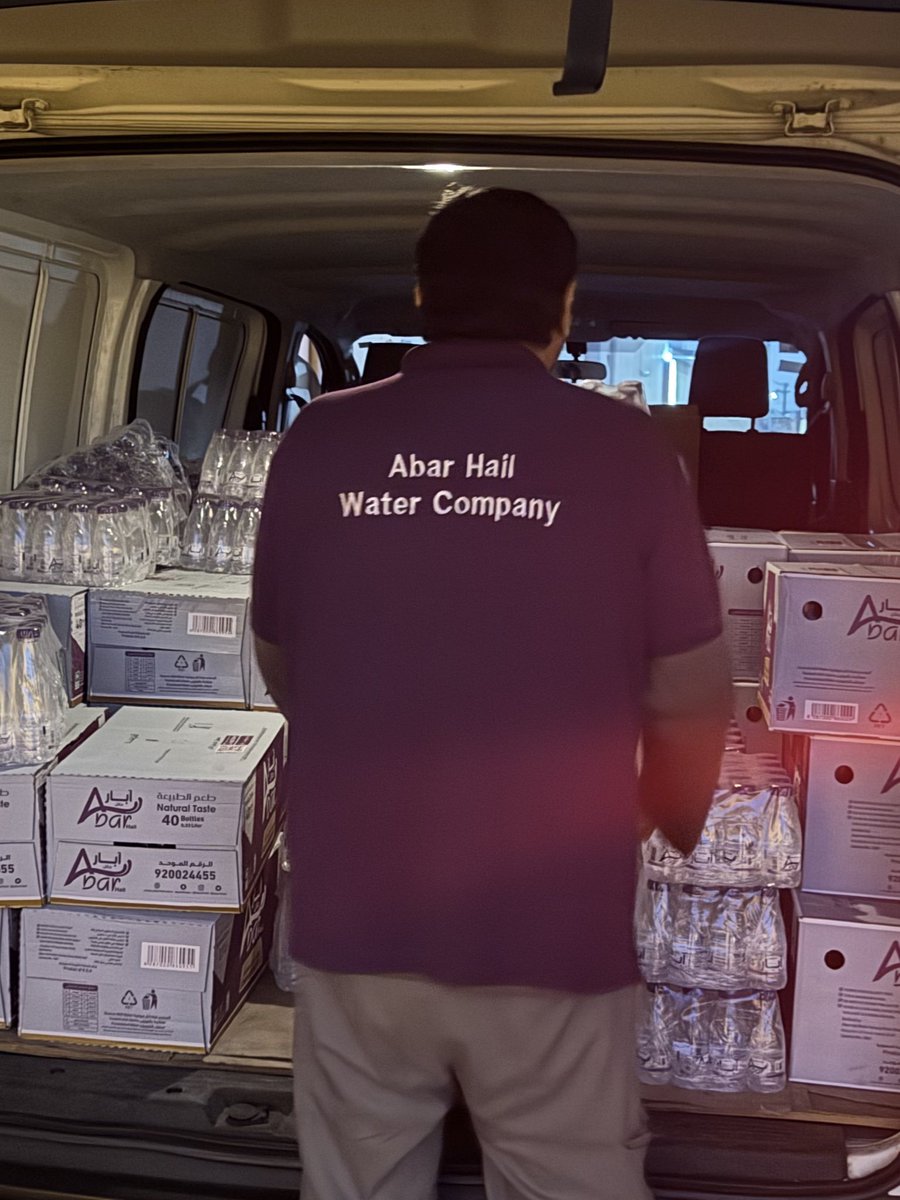 f88fa's tweet image. الله يسعدكم يا شركة مياه آبار حائل 💜
اتعبتونا بمعاريفكم وطيبكم
الله يبارك لكم ويزيدكم من فضله
الطيب طيب مهما كان
@AbarHail