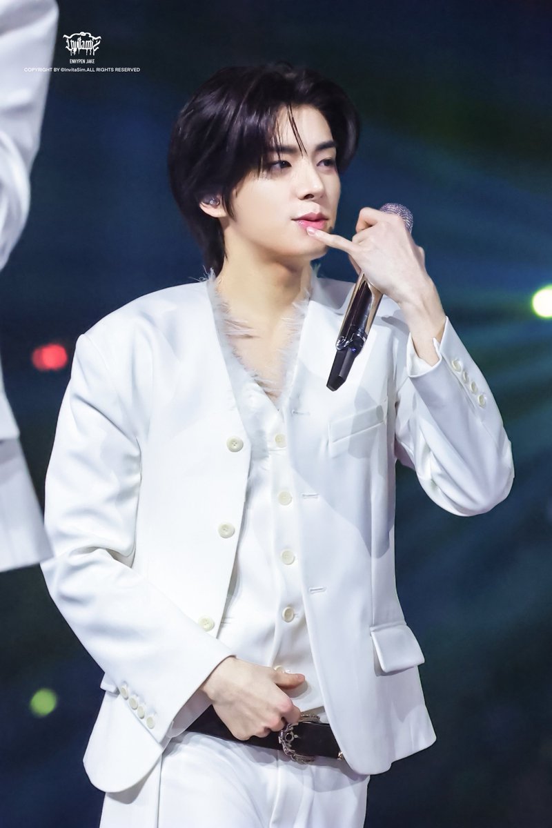 InvitaSim_Jake's tweet image. 251225
#JAKE #제이크 #심재윤
#ENHYPEN_JAKE
#엔하이픈 #ENHYPEN