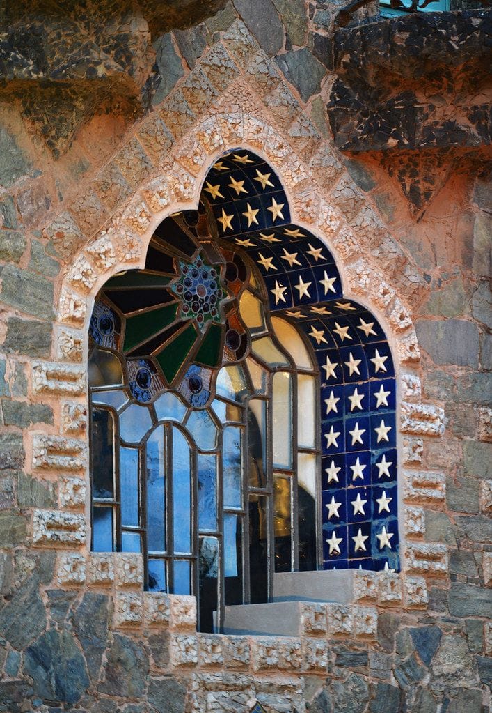 BiancoDavinci's tweet image. Stained glass window of the Bellesguard Tower in Barcelona.