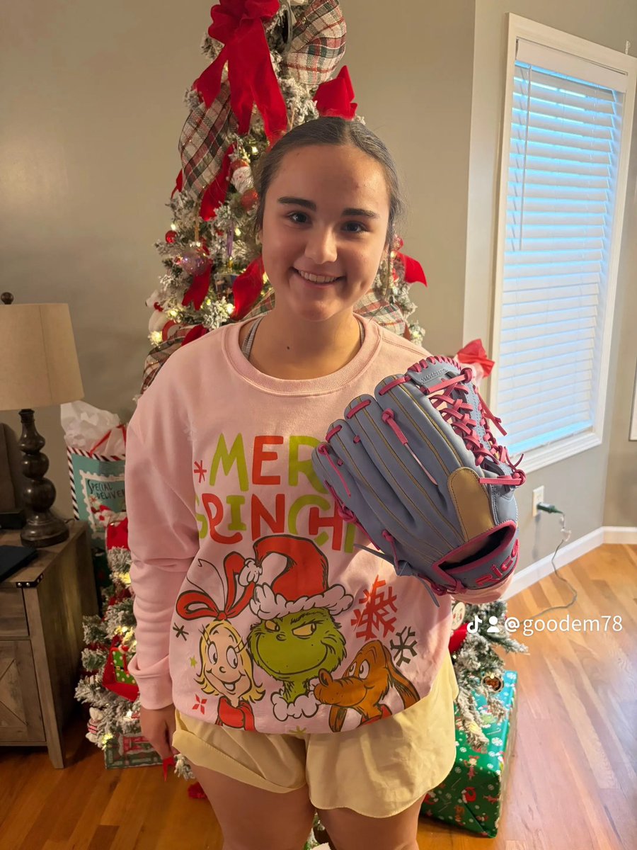 Lily Goodman tweet media