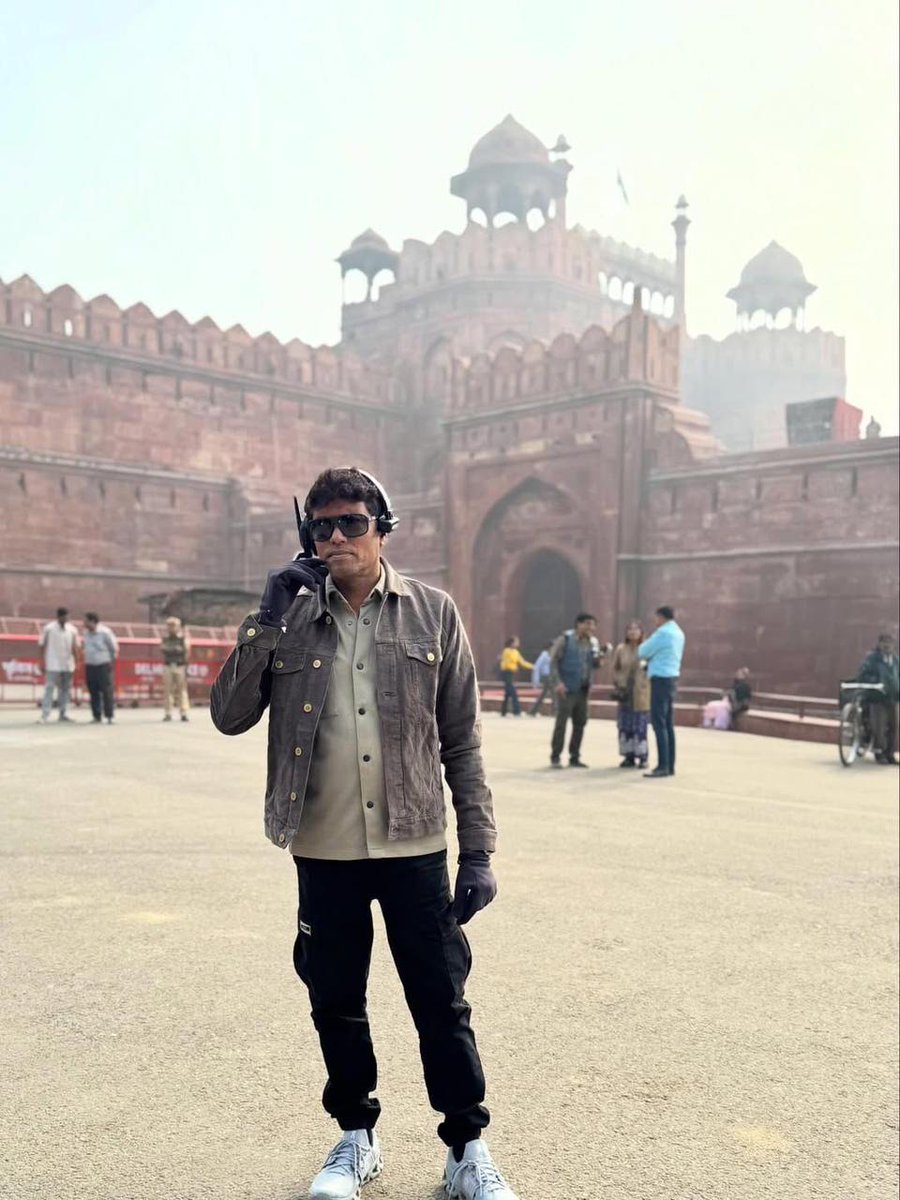rameshlaus's tweet photo. #Peddi wraps up a key schedule in Delhi with immersive, poetic visuals 💥💥

A few superb sequences were shot in this schedule ❤‍🔥

#PEDDI WORLDWIDE RELEASE ON 27th MARCH, 2026.

Mega Power Star
@AlwaysRamCharan @NimmaShivanna #JanhviKapoor @BuchiBabuSana @arrahman @RathnaveluDop @artkolla @NavinNooli @IamJagguBhai @divyenndu @vriddhicinemas @VenkataSKilaru @MythriOfficial @SukumarWritings @ivyofficial2023 @PeddiMovieOffl @Tseries