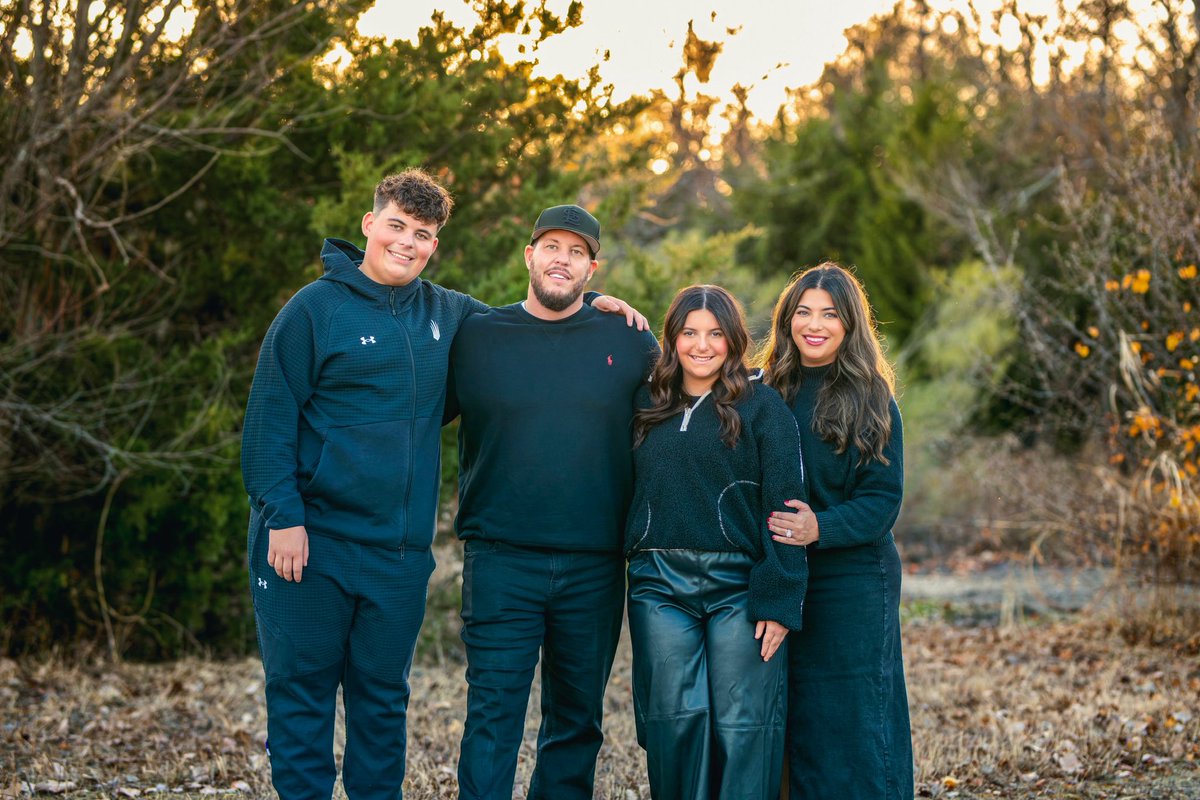 Bobbi Moore tweet media