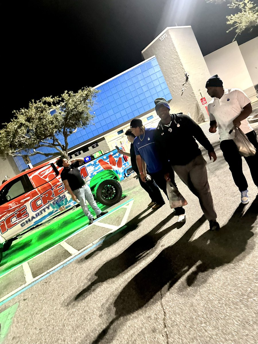 Bobbi Moore tweet media