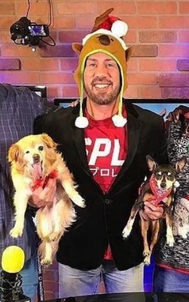 x-pac vault tweet media