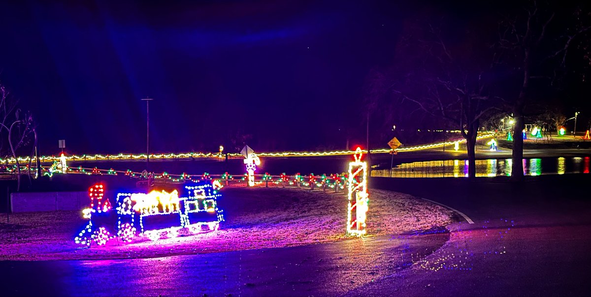 AlphaBeta41's tweet photo. Merry Christmas https://t.co/RYmN2VKGWH