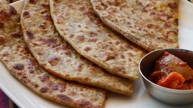 NDTVFood's tweet photo. What Are Paani Wale Paranthe? A Tasty Recipe Made Without A Single Drop Of Oil
https://t.co/KCOGt3daJz
#paaniwaleparathe #zerooil #paratharecipe https://t.co/MyA6Skw13R