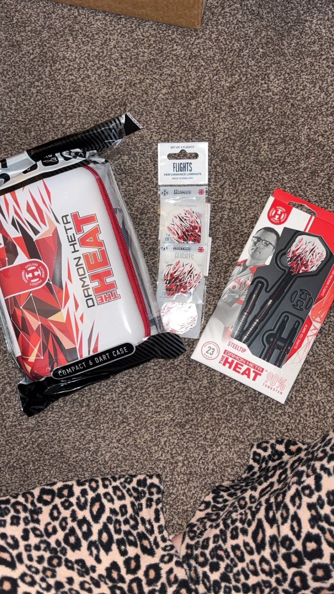 What a present 🔥🔥 <a href="/DamonHeta180/">Damon Heta</a>