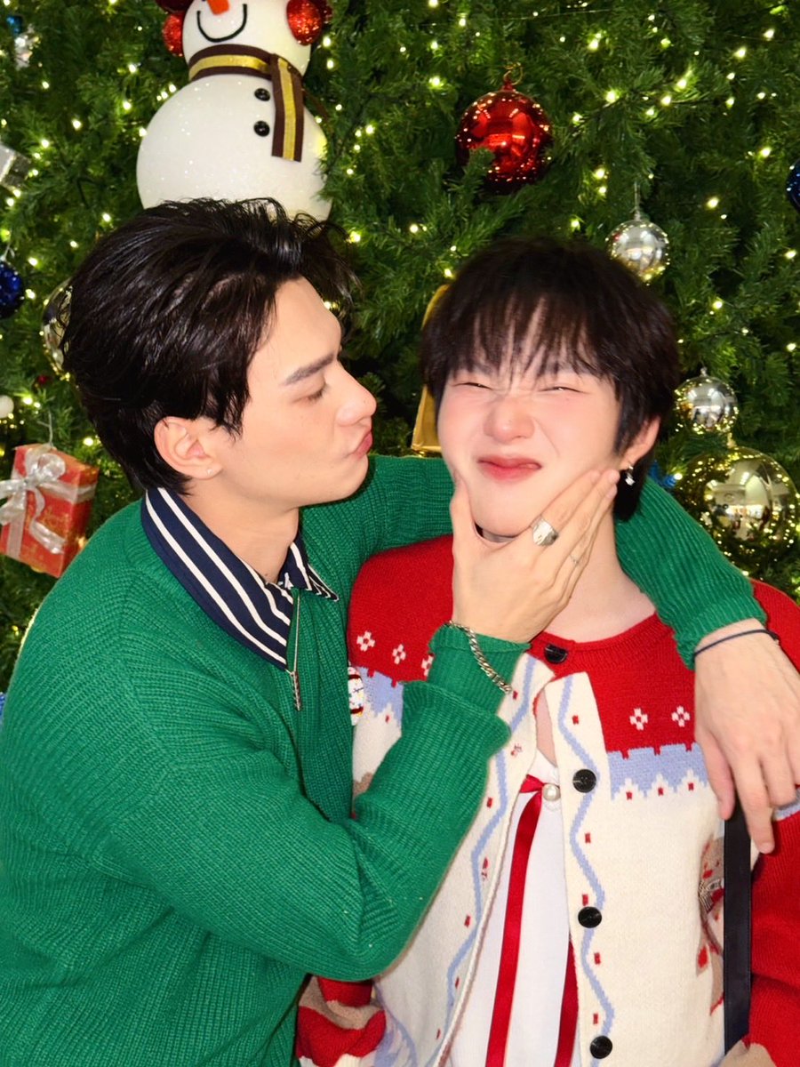 MYLOVELY_YELLOW's tweet photo. ผลัดกันแจ้มยุบกันทั้งคู่ เอ็นดูกันและกันจังเลยอ่าาาา~ https://t.co/WKzKJc5oxZ