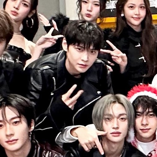 𝙟𝙚𝙩 tweet media