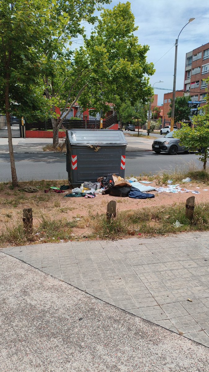 <a href="/montevideoIM/">Intendencia de MVD</a>