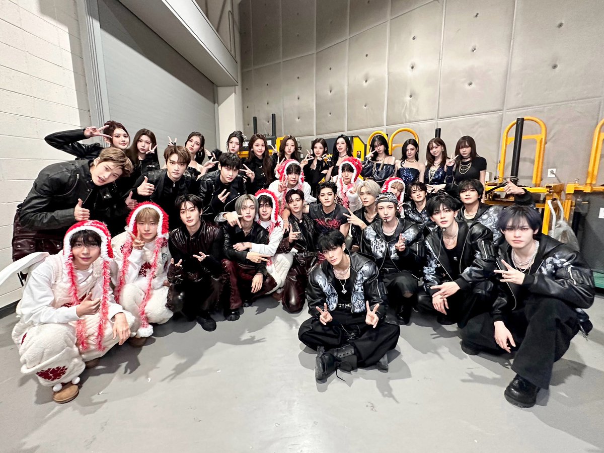 babypuppyjeno's tweet image. 내눈엔이렇게보이는데