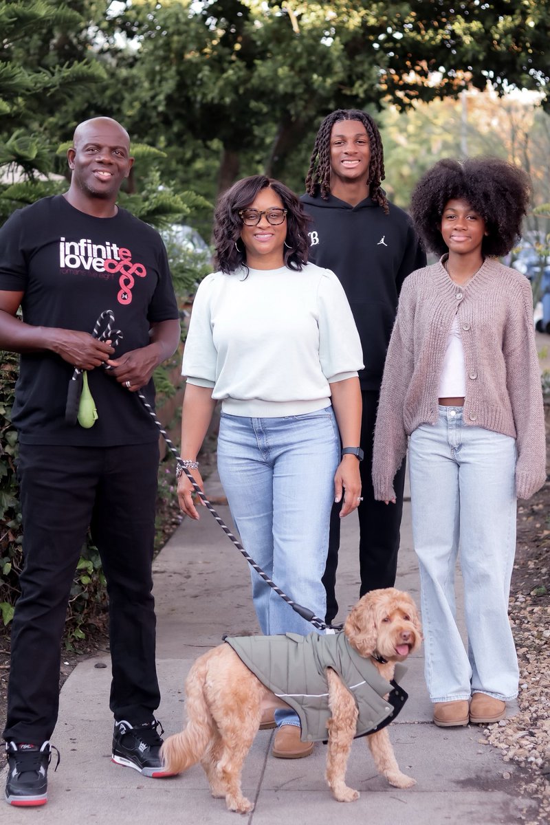 shelles08's tweet image. Merry Christmas from the Colemans