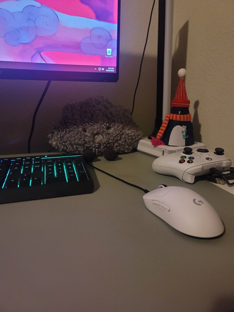 courtney tweet media