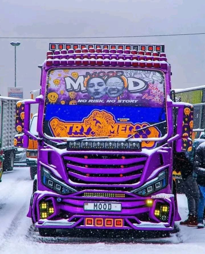 MatatuGalore's tweet photo. Merry Christmas 🎄
#MatatuGalore https://t.co/kGmYIp7Ztx
