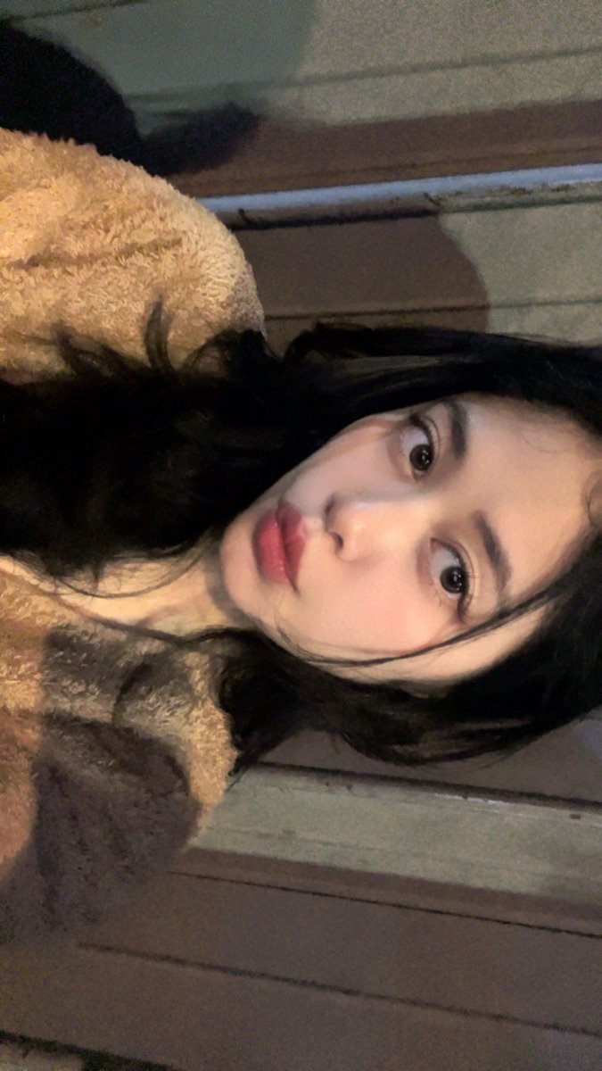 storieaz's tweet image. muka orang kerja 14 jam selama beberapa hari