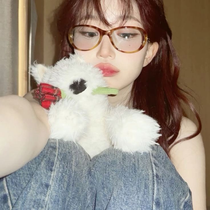 𝐀𝐑𝐈𝐀. tweet media