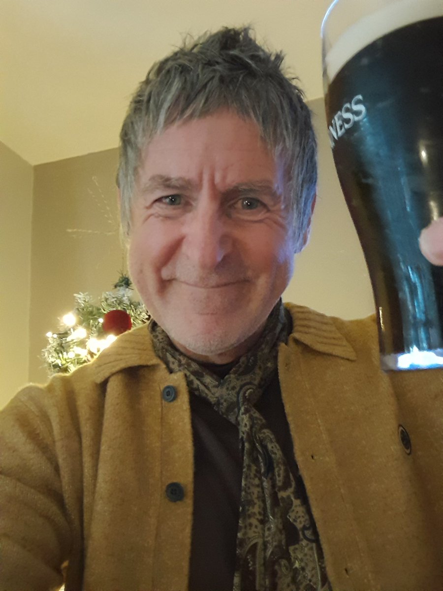 Seany Barr tweet media