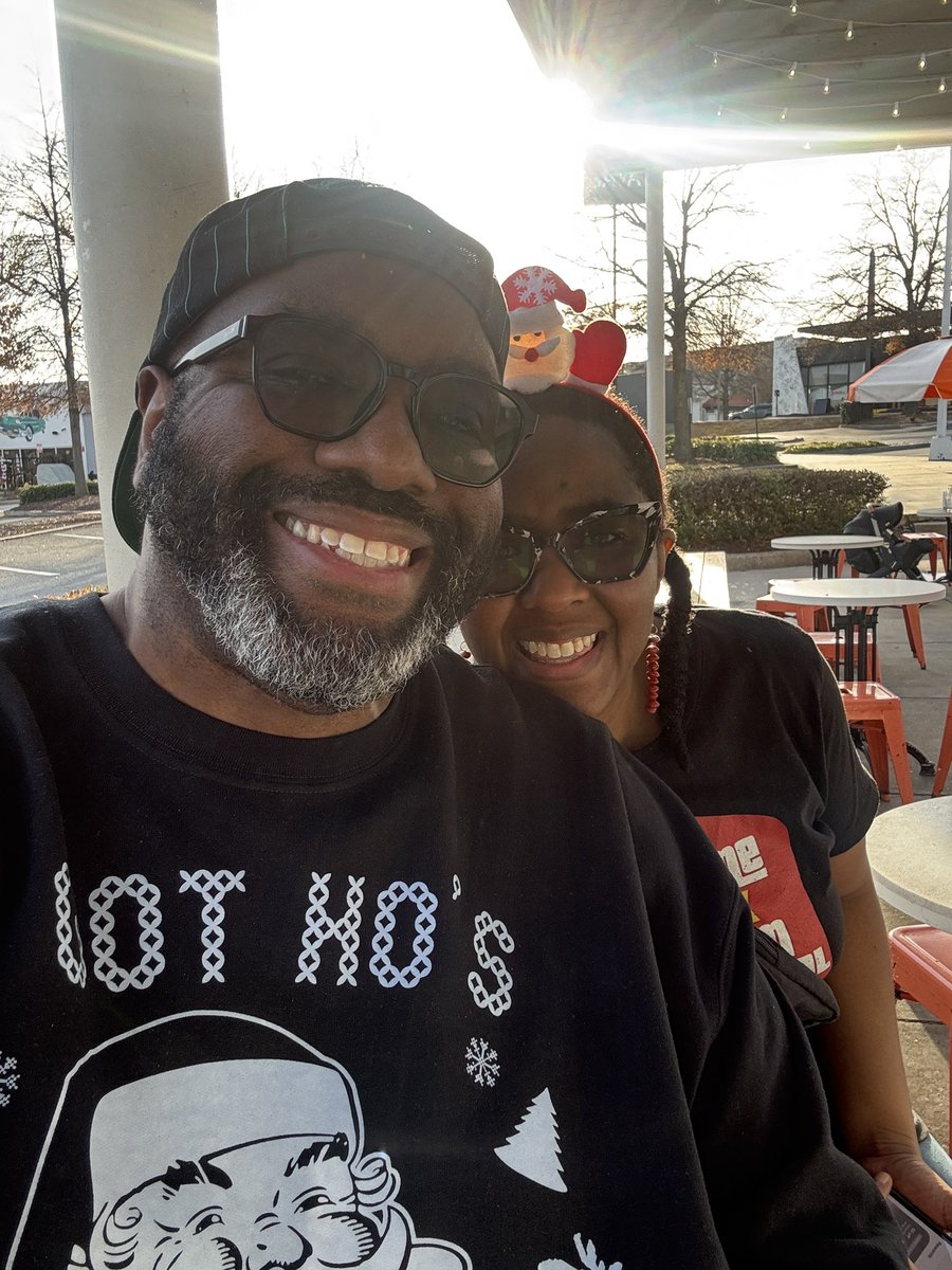 rodimusprime's tweet photo. Merry Christmas from us to you! https://t.co/yd6cgIYFyh
