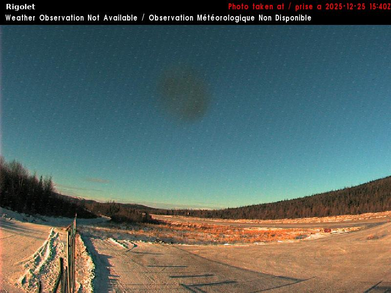 rcbstormpost's tweet photo. Some spots in #NLwx having a blue-sky Christmas. Decent hole in the cloud cover over southwestern Newfoundland, as well as from Makkovik to Cartwright in Labrador.

Remarkably low snow cover on the ground in #Cartwright for Dec 25. However, it appears that's about to change! https://t.co/uAcRujtIJt