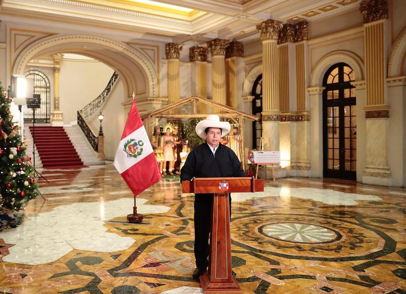 Tengamos una feliz navidad, querido pueblo peruano. Que nuestra inquebrantable fé sea el motor y la fuerza para hacer que nuestra patria alcance la  ansiada justicia económica y social que nos permita tener una verdadera paz, desarrollo y armonía. Que se fortalezca nuestra unidad