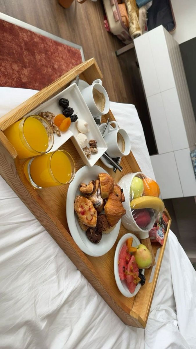 Rutalulp's tweet image. Success starts with a good breakfast. 🍳🚀
#london