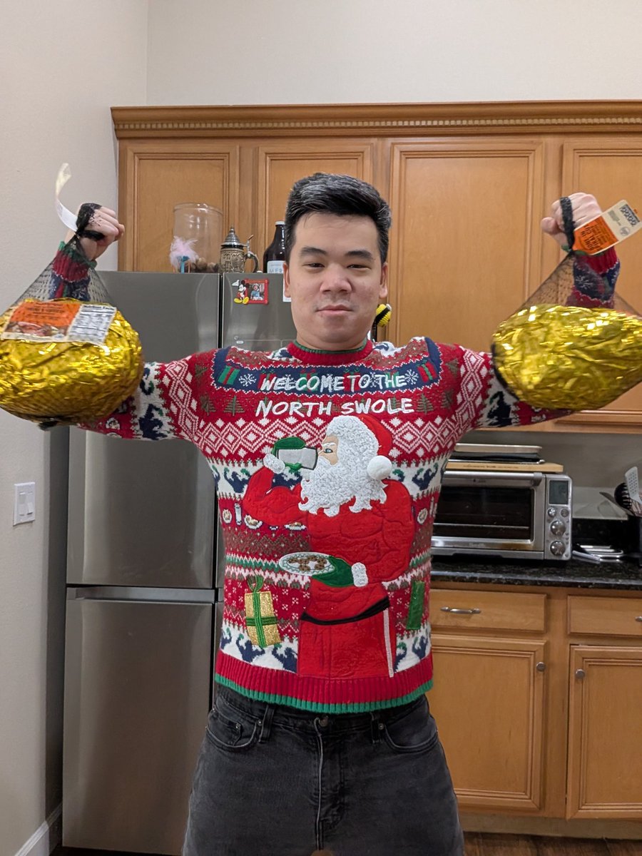 tekogenti's tweet photo. Going live and alive with another TEK CHRISTMAS COOKING SPECIAL NEVER SEEN BEFORE https://t.co/0lheVc4JPH https://t.co/xPvLqxC6C0