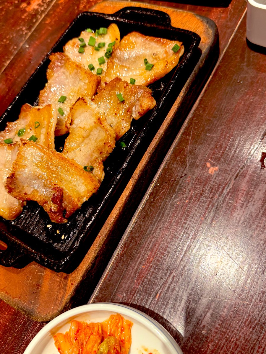 amane_bushi's tweet image. かんちゃんとみーちゃんとクリスマスパーティした🎄🎁🎅🌟
楽しい一日でした♡
おやねす😴