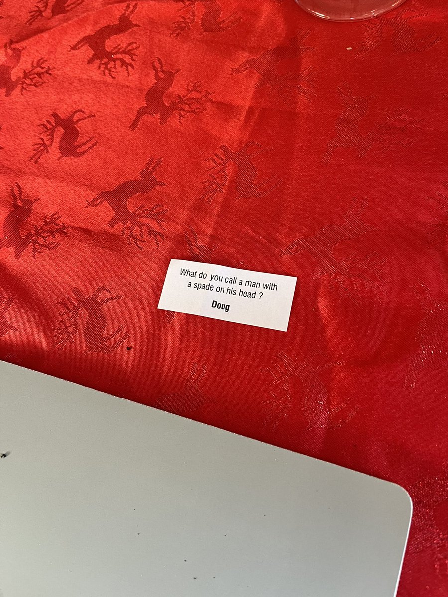 joanna markham tweet media