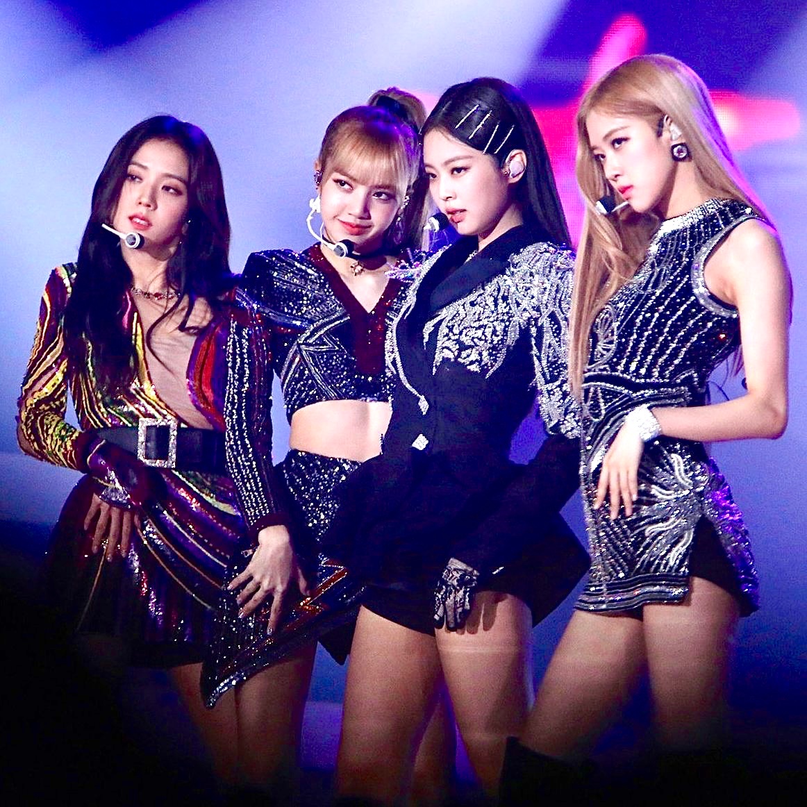 TheePopCore's tweet image. BLACKPINK’s 2018 performance at SBS Gayo Daejeon is the #1 Most-viewed performance in the event’s history and in K-pop history on YouTube.