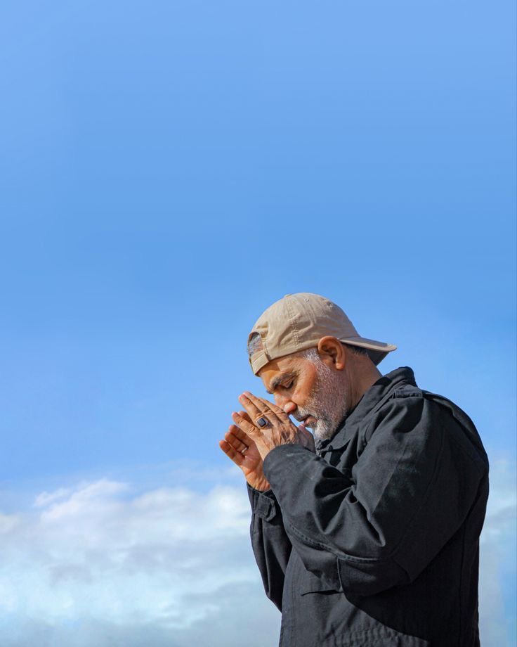 iYasamanl's tweet image. رهبر انقـ.لاب: حـ.اج قـ.اسم فقط یک فرد نبود، بلکه یک «راه و مکتب» است؛ یعنی مجموعه‌ای از ایمان، اخلاص، شجاعت و عقلانیت در میدان.
«سـ.لیمانی یک مکتب است.

#ایرانمرد
#ژنرال_میدان