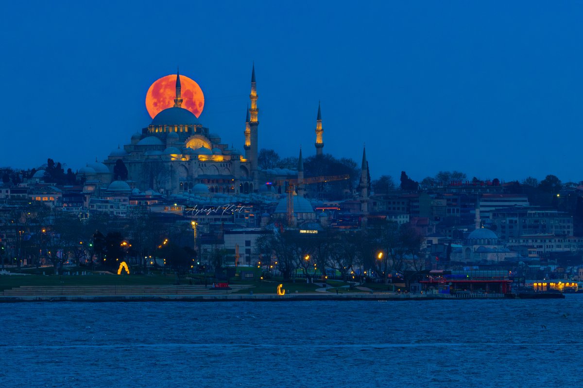 Süleymaniye'ye bakmak