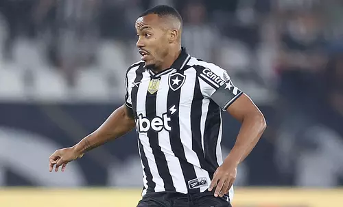 venecasagrande's tweet photo. Palmeiras oficializa proposta ao Botafogo e avança para contratar Marlon Freitas: 5 milhões de euros por 100%.

A oferta do Verdão para o volante é de três anos de contrato. Conversas avançadas. 

Foto: Vitor Silva / Botafogo https://t.co/4bY843q9Sz
