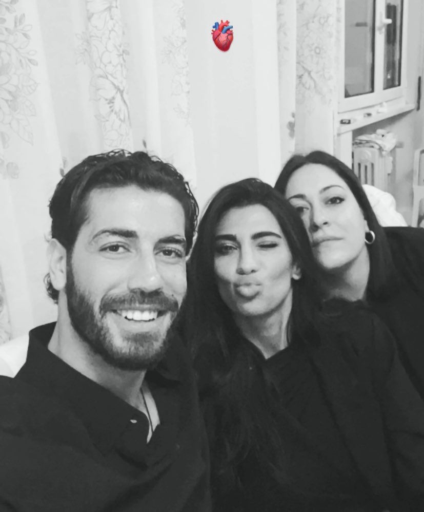 apatica_'s tweet image. 💗