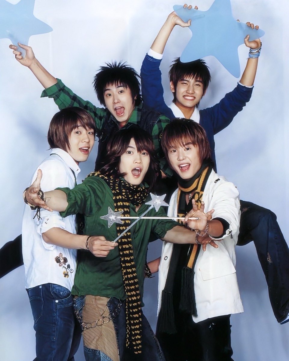 mingg6002's tweet photo. 누구보다 빛나는 다섯 개의 별⭐
데뷔 22주년 정말 축하해 얘들아
언제 어느 곳에 있든 별은 항상 빛나니까
그 빛을 따라 앞으로도 함께 걸어갈게❤💫 https://t.co/y6NQd1gGOo