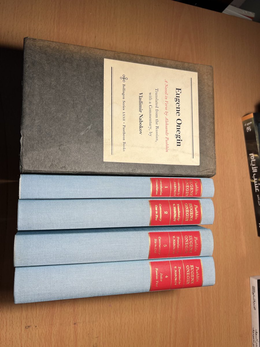 rev_bo9's tweet image. وصل اخيرًا من استراليا📚

ملحمه يفغيني اونيغين لألكسندر بوشكين بترجمه وتعليق الكاتب الشهير فلاديمير نابكوف باللغه الانجليزيه

هذه الطبعة الاولى للترجمه التي تعود لعام 1964 
والترجمه ككل نادرة جدا في السوق

يفغيني اونغين فالاصل الروسي لا يتجاوز 300 صفحة 
بينما هذه النسخة فوق…