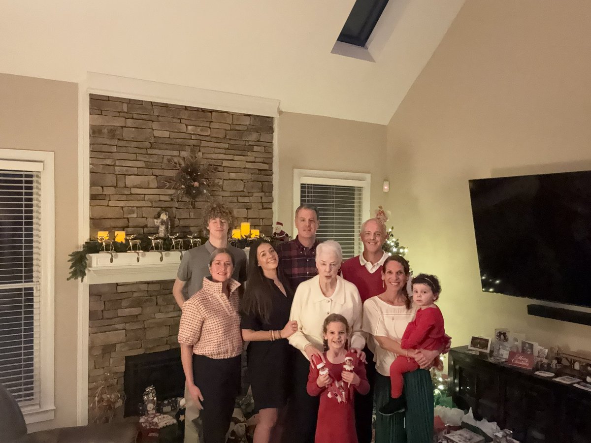 Coach Greg Phillips tweet media