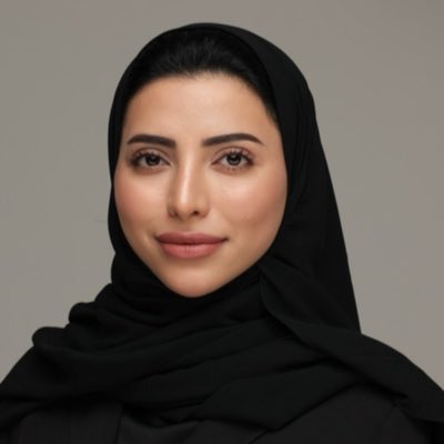 تعيين الأستاذة نورة بنت علي العماري في موقع قيادي يعكس بوضوح ثقة القيادة بكفاءات المرأة السعودية، ويؤكد أن تمكين المرأة لم يعد شعارًا بل واقعًا يُصنع بالخبرة والإنجاز.
نفخر بنماذج وطنية تساهم في رسم مستقبل المملكة بعقل استراتيجي وحضور مؤثر. 🇸🇦✨

#تمكين_المرأة
#المرأة_السعودية