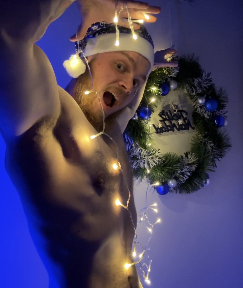 VictorTransMan's tweet image. happy merry christmas🍾🎄

🎁New video on Fansly: fans.ly/VictorTransMan