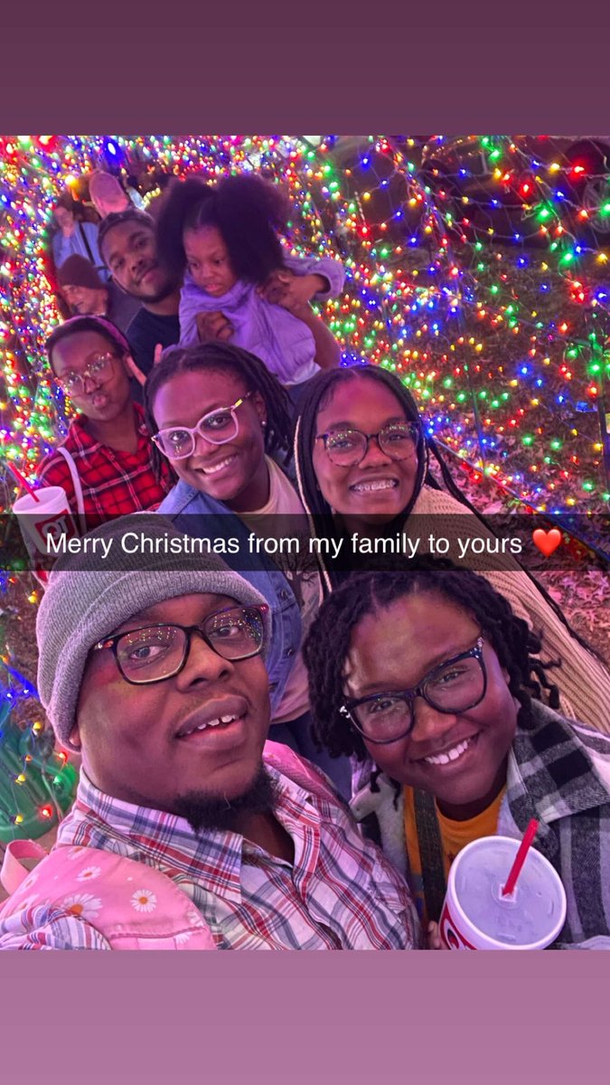 revlrreed's tweet photo. #MerryChristmas #girldad https://t.co/F9HCFvEMR7