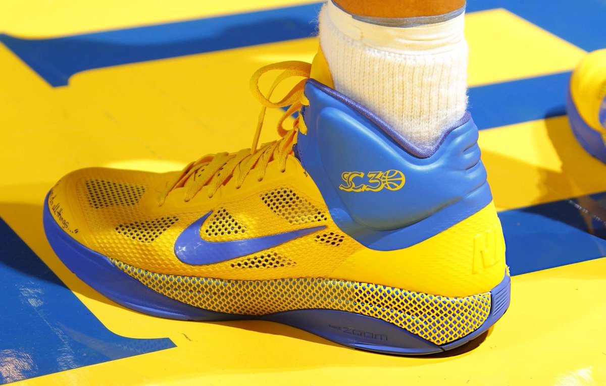 SoleRetriever's tweet image. Steph's Nike rotation back in the day was crazy 😮‍💨😮‍💨 @StephenCurry30