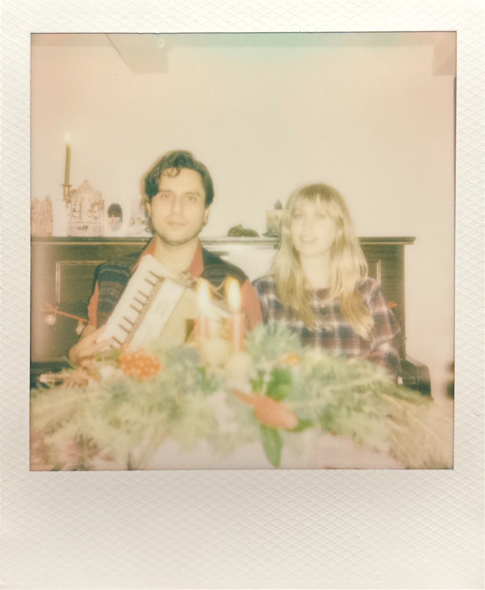 wingsofdesir3's tweet image. 𝔪𝔢𝔯𝔯𝔶 ℭ𝔥𝔯𝔦𝔰𝔱𝔪𝔞𝔰