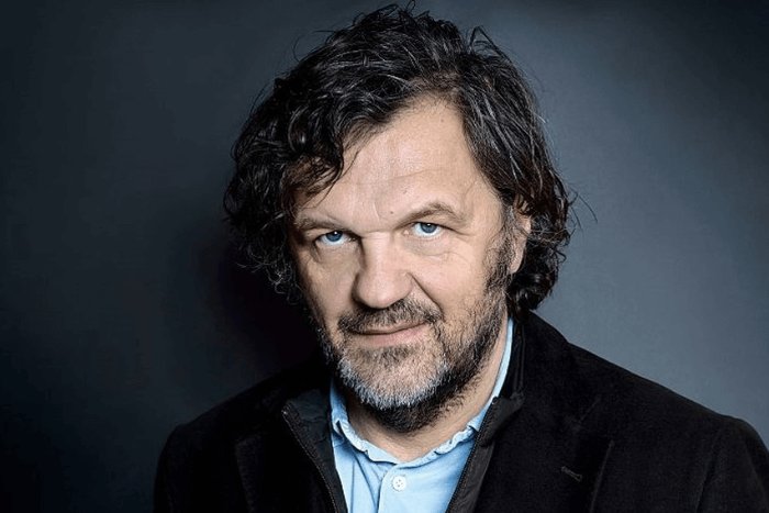 Hellenic_Actors's tweet image. #ΣΕΗ #ΣΣΕ #apergia_sei
Ο σπουδαίος Εμίρ Κουστουρίτσα συμπαραστέκεται στον αγώνα των ηθοποιών και του ΣΕΗ για  Συλλογική Σύμβαση.
Είμαστε δυνατοί,
Θα τα καταφέρουμε.
Όλοι στην απεργία και στην απεργιακή συγκέντρωση το Σάββατο 27 Δεκέμβρη